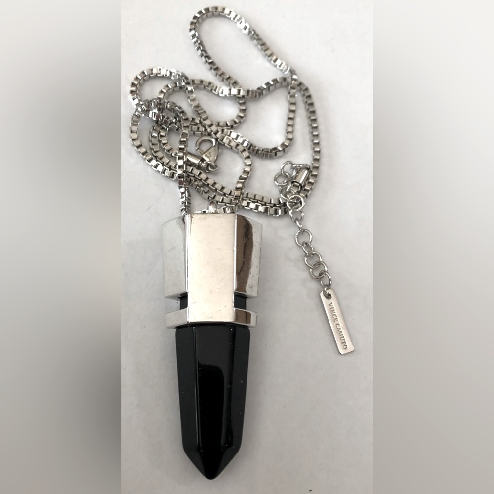 VINCE CAMUTO Abstract Long Black & Silver Pendant Necklace